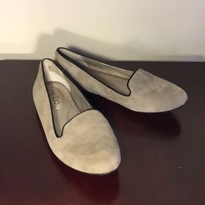 Light Gray Suede Loafer Flats (Size 6)